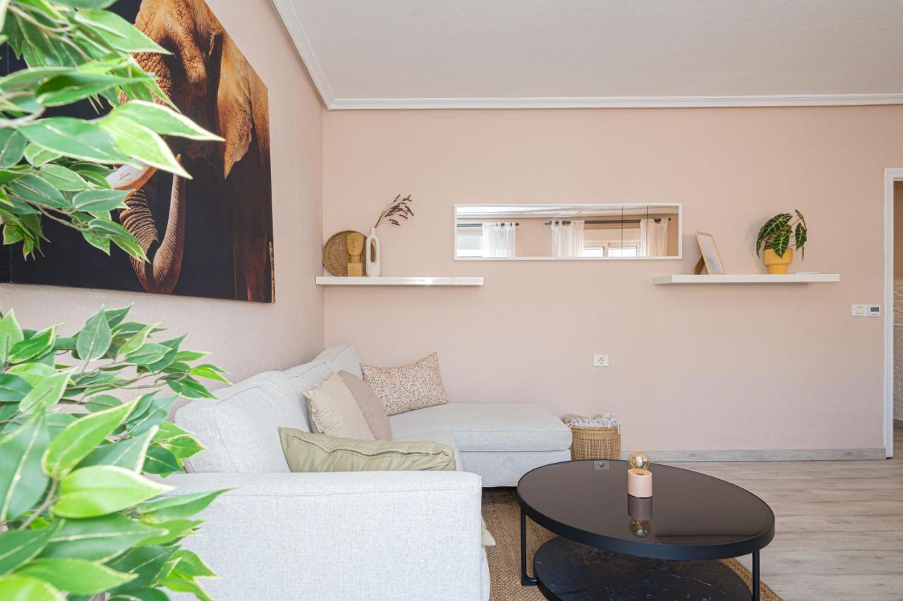 Casa Terra: Apartment 50 Meters From The Beach Torrevieja Dış mekan fotoğraf
